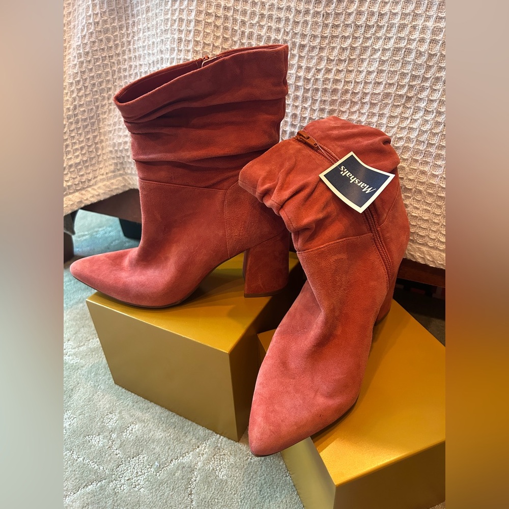 Matisse Women's Rose Suede Pointed Toe Mid-Calf Boots
